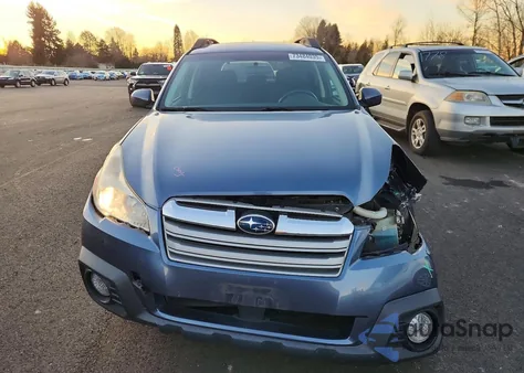 2013 Subaru Outback 2.5I Premium z USA, uszkodzony, nr VIN 4S4BRBCC6D3278031